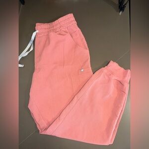Figs Women's Jogger scrub pants in Mauve